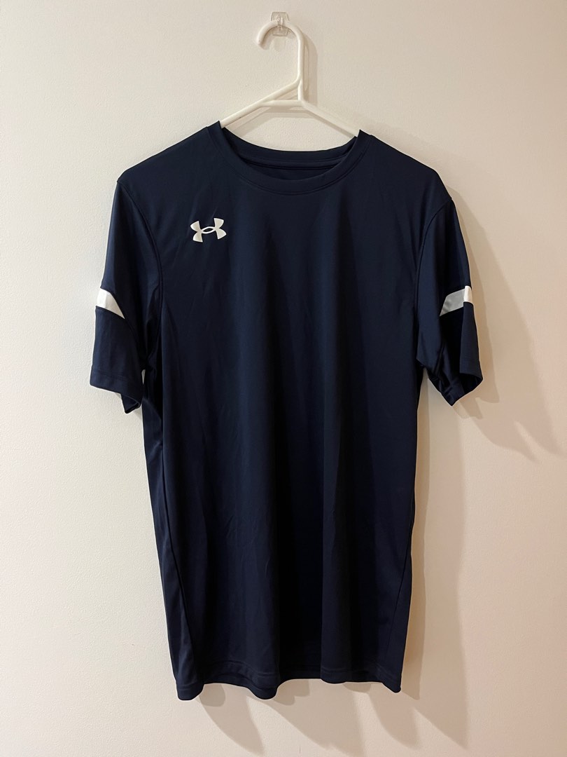 navy under armour t shirt
