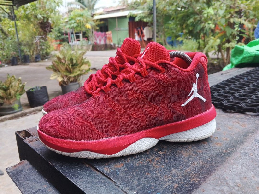 Nike Air Jordan B.Fly Red Camo Fesyen Pria Sepatu Sneakers di