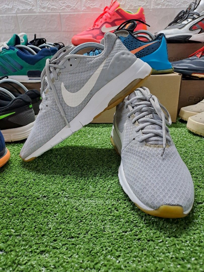 Men's air max motion low cross trainer on sale