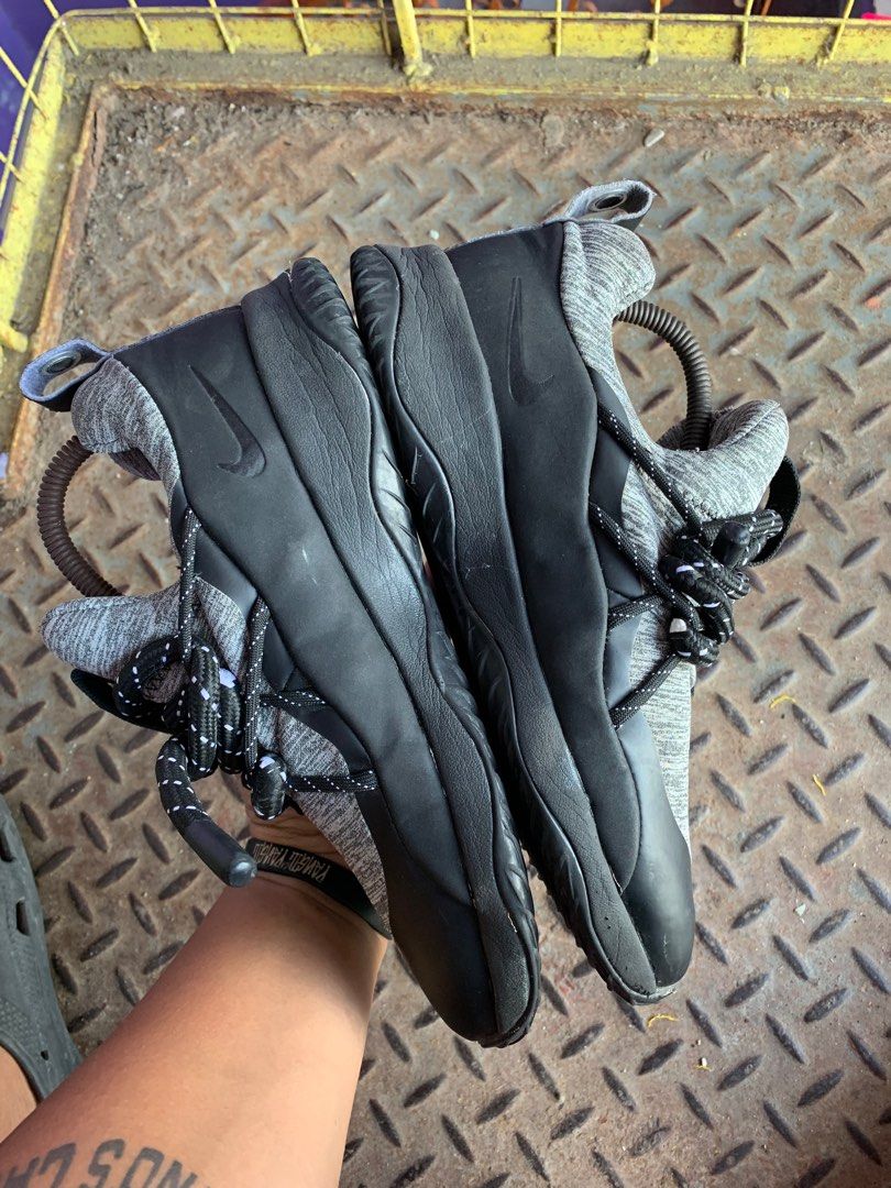 Nike City Loop Size 8 womens 7 mens