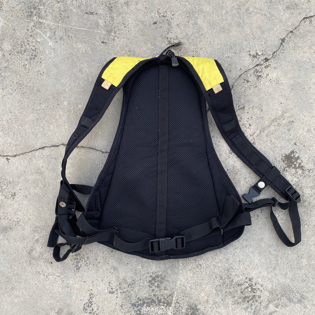 Nike running store backpack
