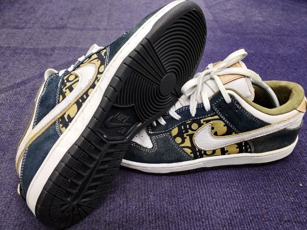 Nike SB Dunk Low Dior 8.5UK 43eur 27.5cm Sports Equipment Other Sports Equipment and Supplies on Carousell