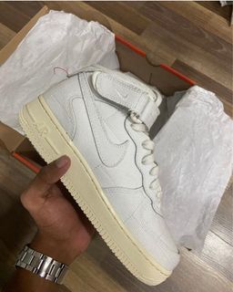 Nike air force sales with star studs