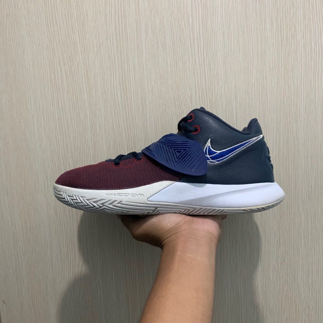 Kyrie discount 2 bordeaux