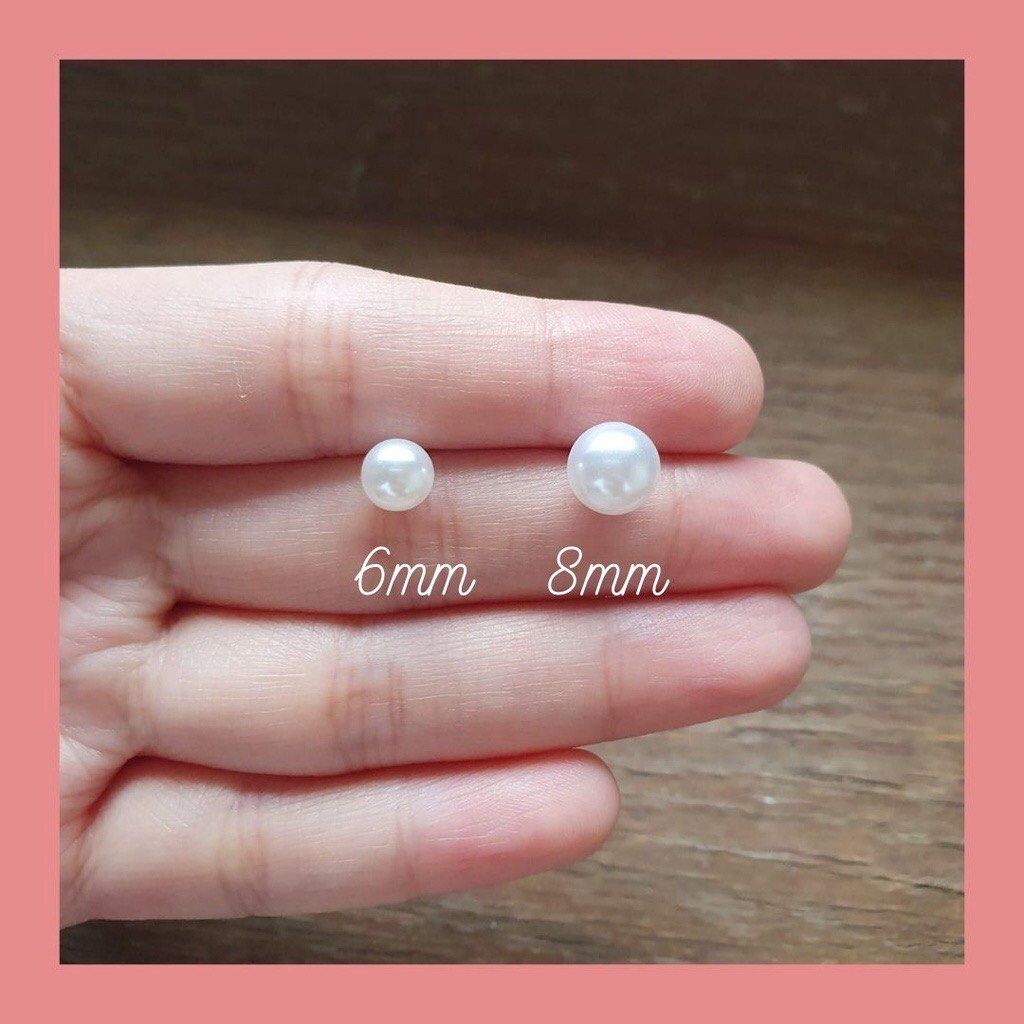 Pearl ear studs clearance
