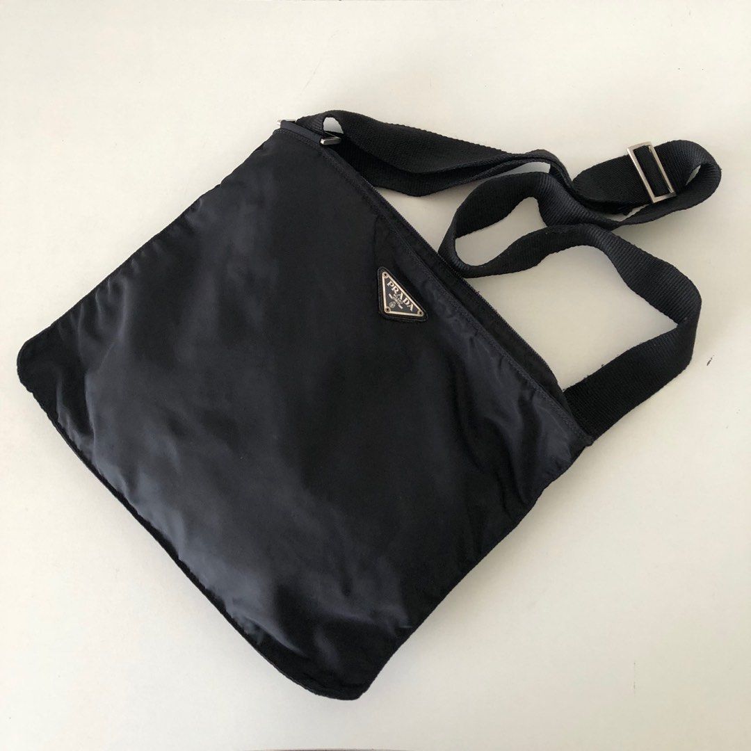 Prada crossbody 2025 bag vintage
