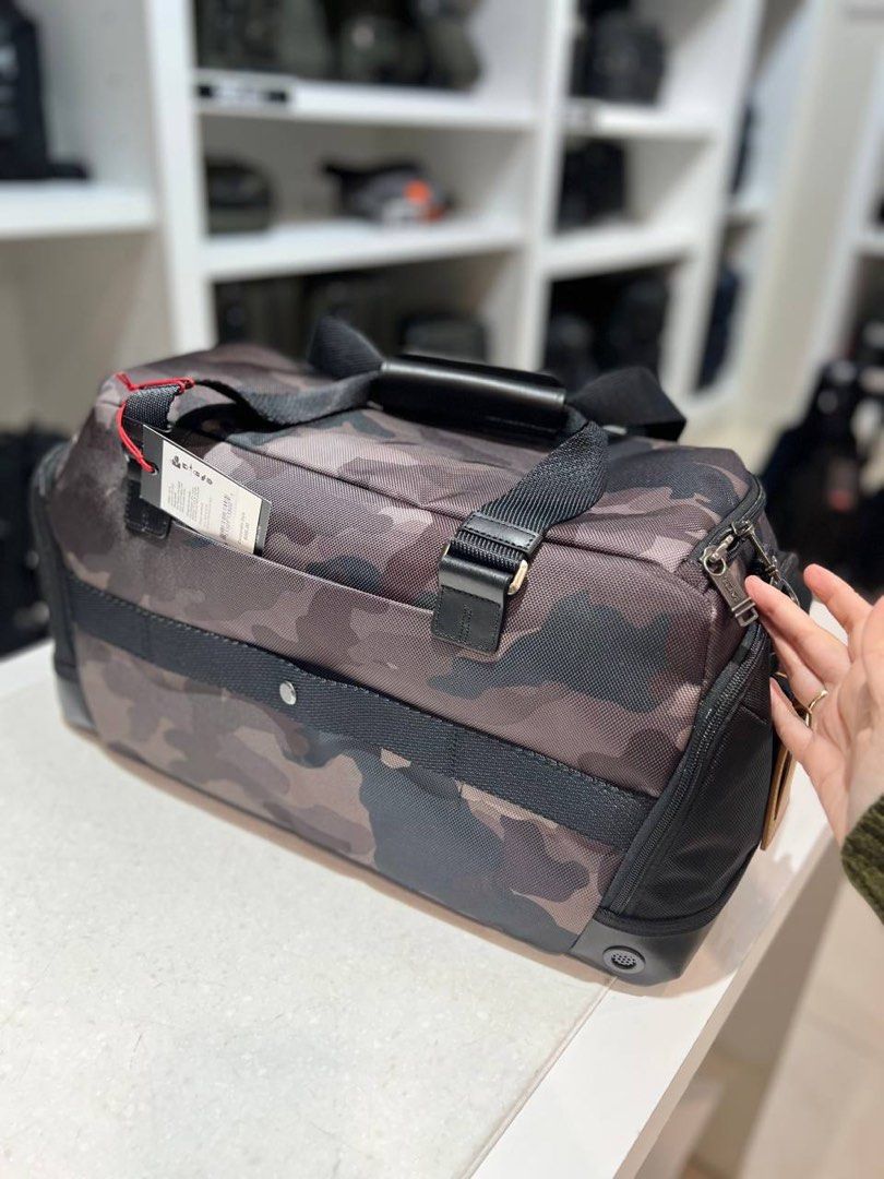 Tumi merge outlet duffel
