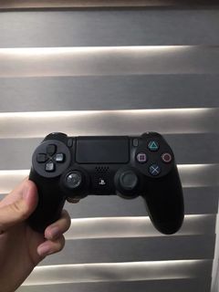 Ps4 pro 1tb. Negotiable for sure buyer