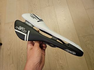 （分類：）位於 。 由 amethyst928 提交（商品編號 1273394332，圖片 1）。簡介： 。