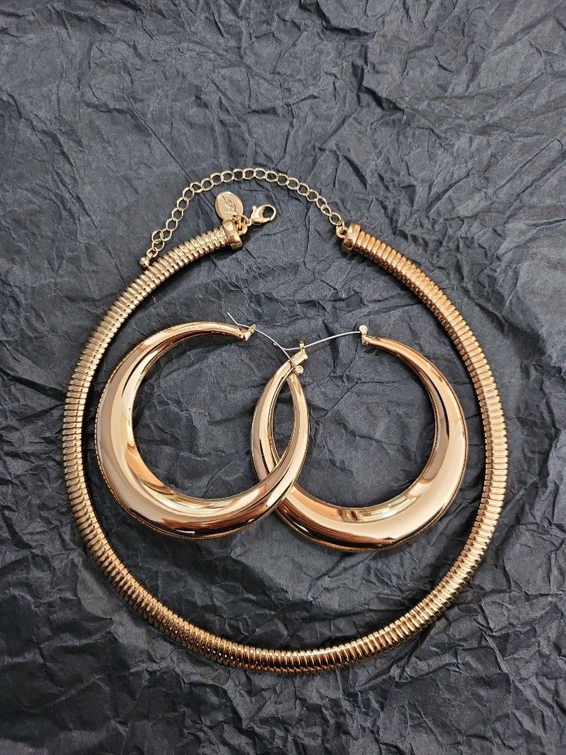 Set of Necklace Ear rings Gold Women s Fashion Jewelry