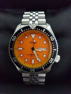 (Category: ) located in . Submitted by WatchBen (Listing ID 1271152936, Image 1). Description: .