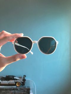 Square run sunglasses