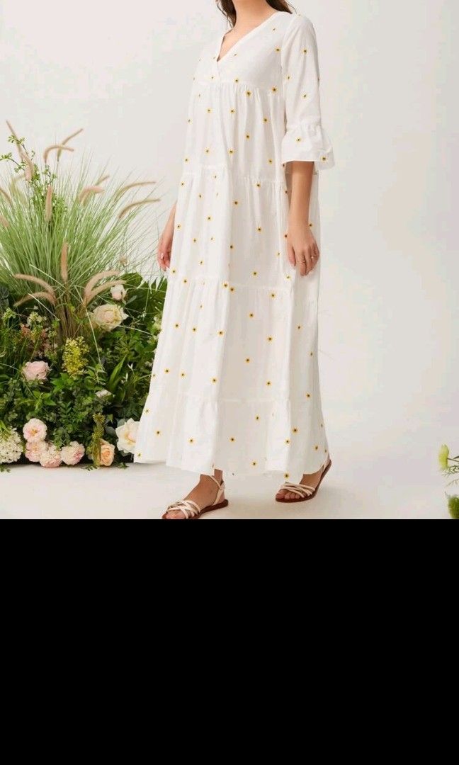 Summer Holiday Vacation Flower Maxi Embroidery Dress Size L NEW