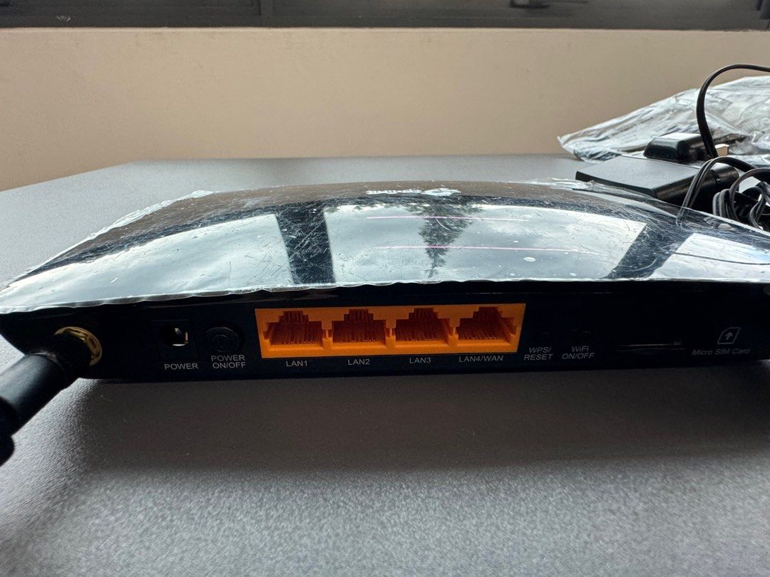 TP-Link MR400 Wireless Router, Computers & Tech, Parts & Accessories ...