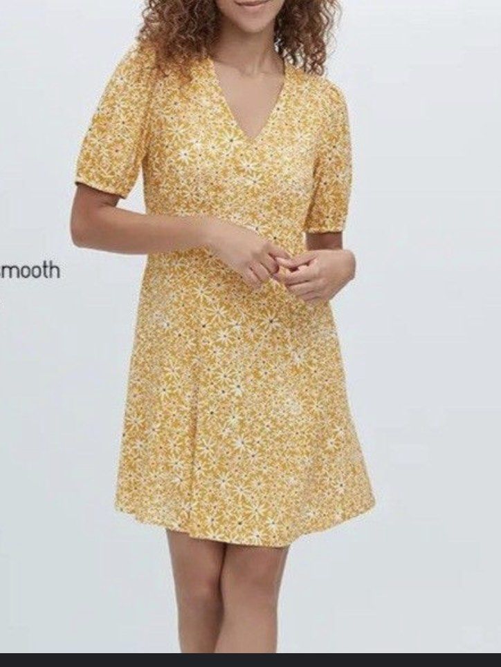Uniqlo top yellow dress