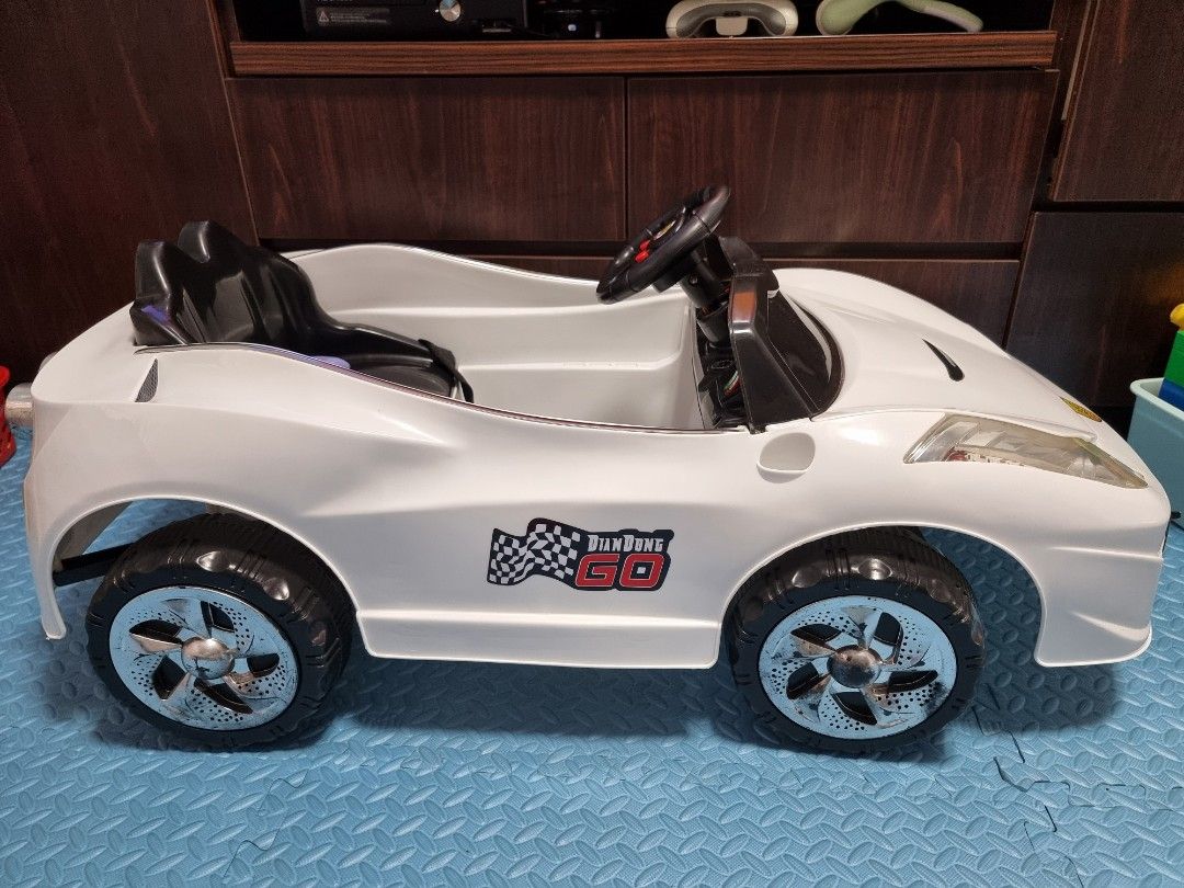 Used children's shop battery operated cars