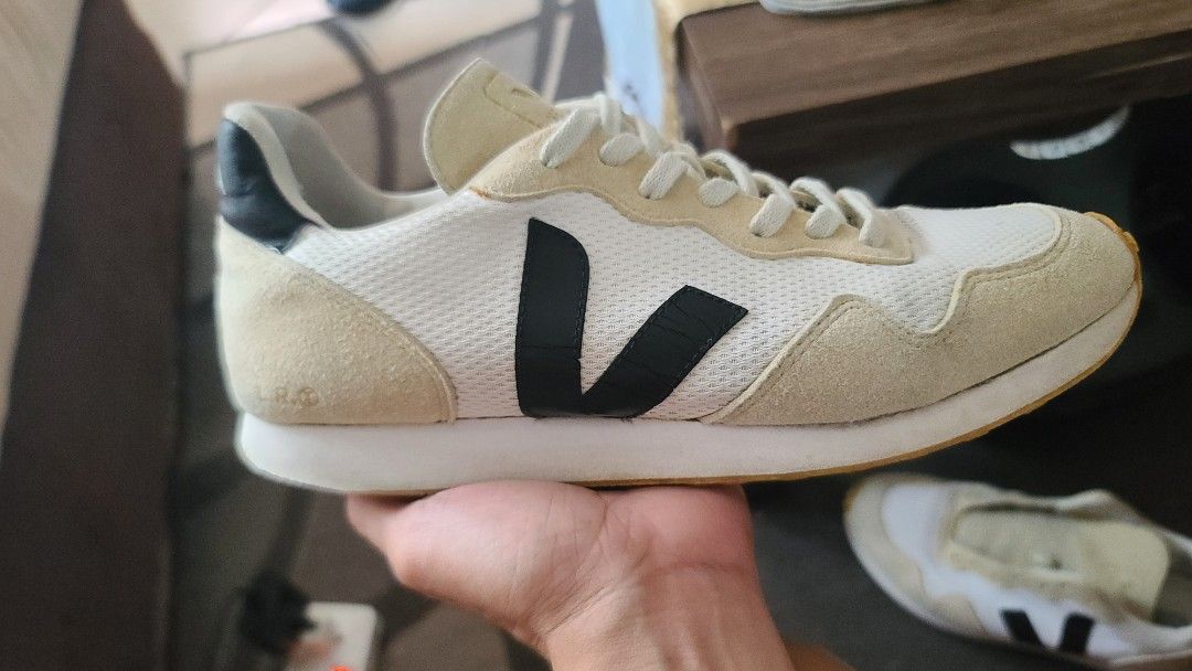 Veja Rio Branco Hexamesh Gravel Black, Men's Fashion, Footwear, Sneakers on Carousell