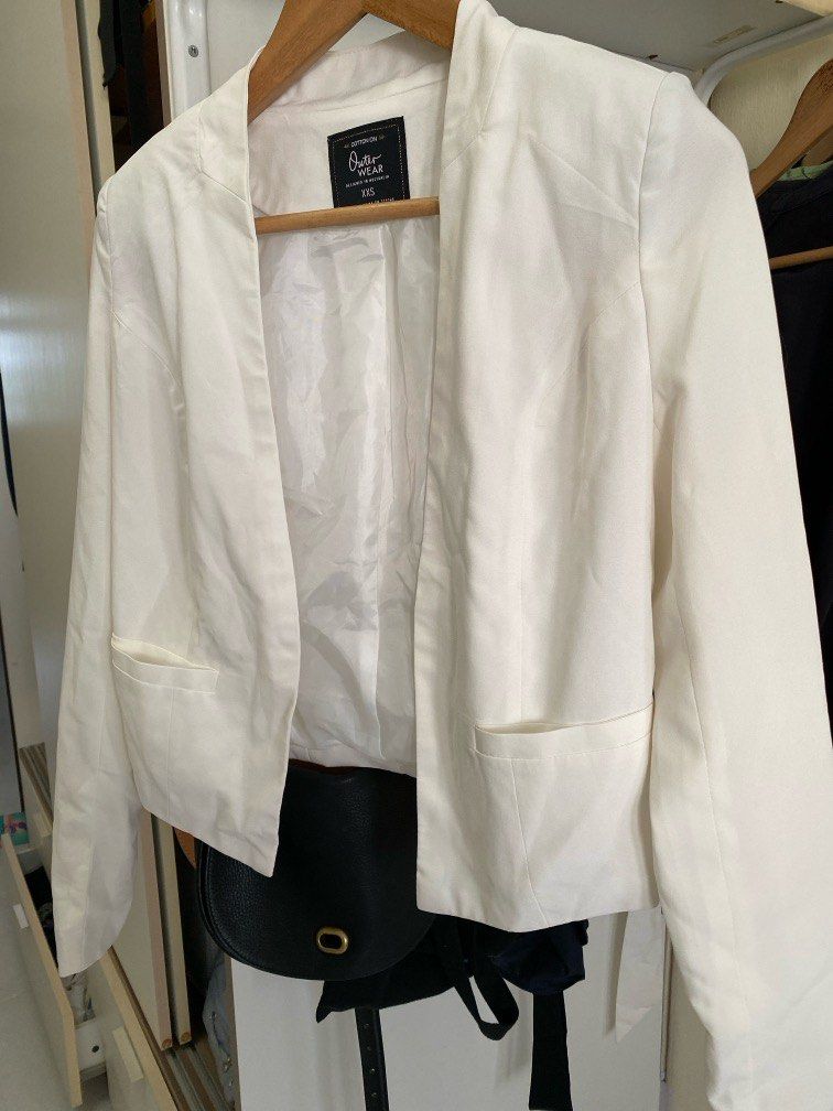 White new arrivals light coat