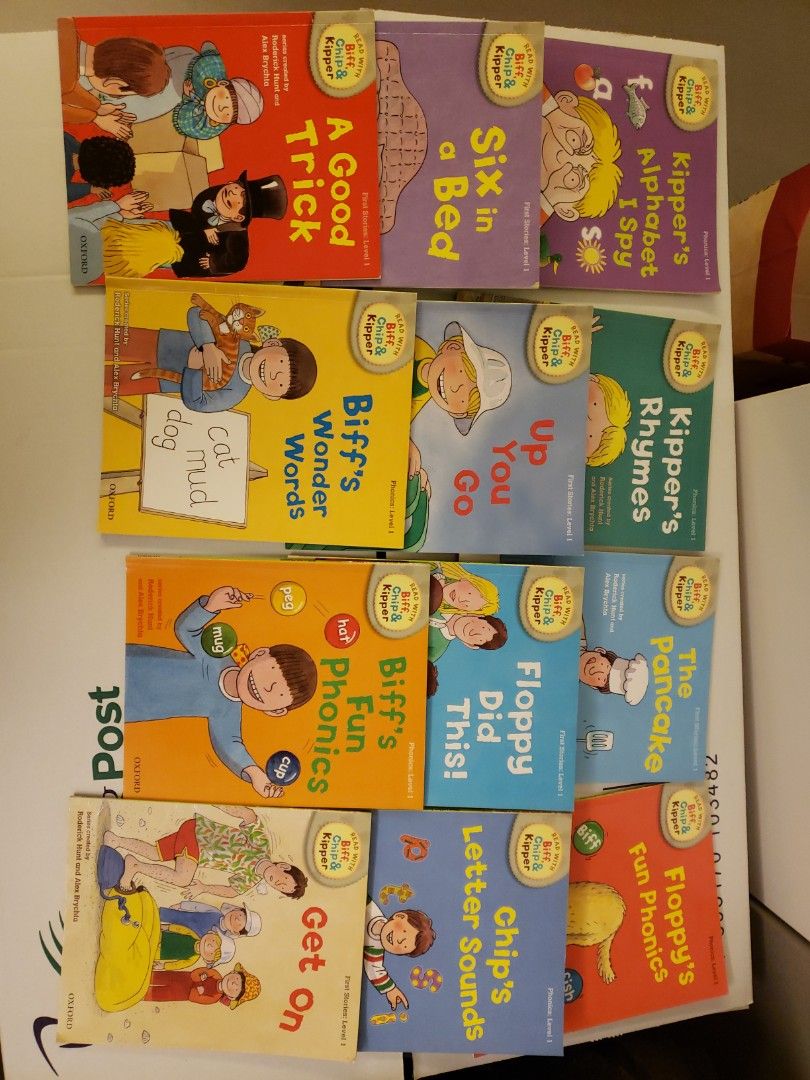 12 x Level 1 Oxford Biff Cliff & Clipper Phonics and First Stories, 興趣及