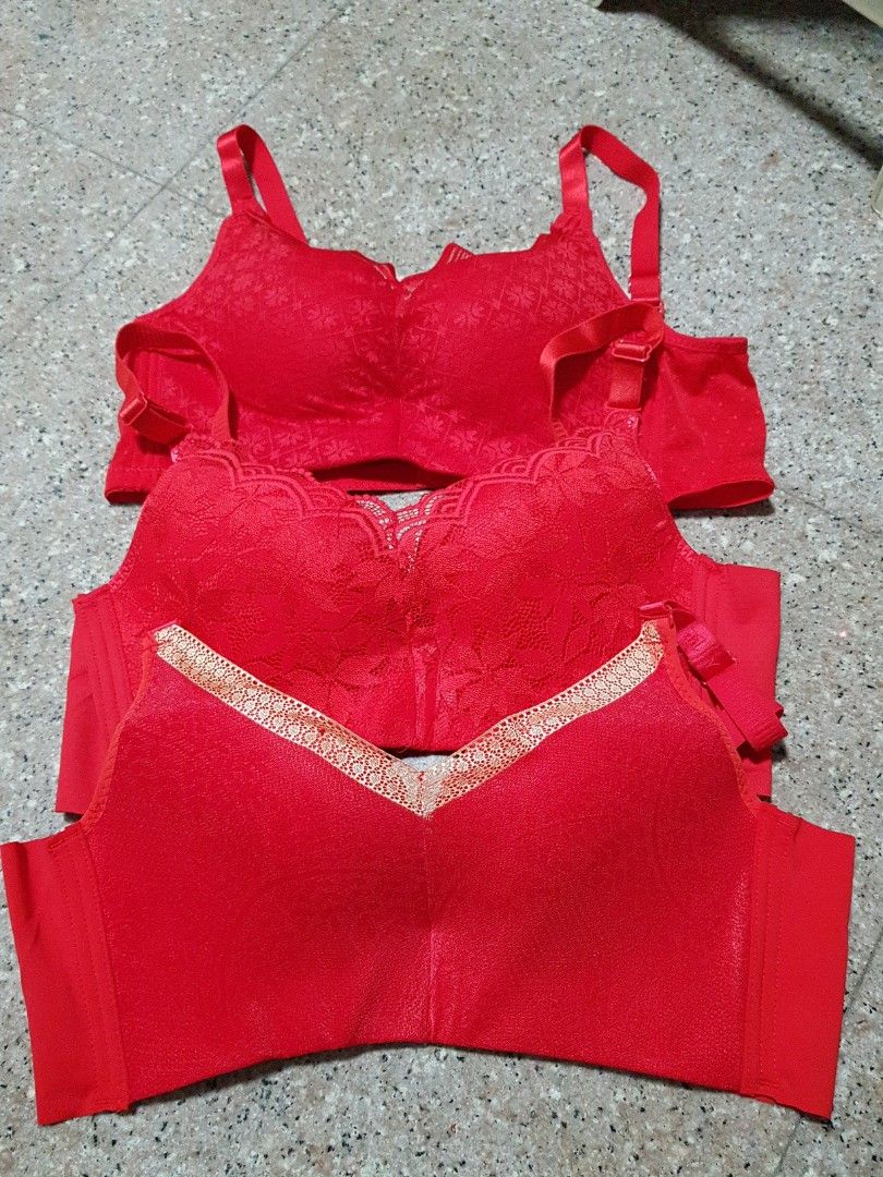 BNWT H&M mama non wire bras x 2 pcs, Women's Fashion, New Undergarments &  Loungewear on Carousell