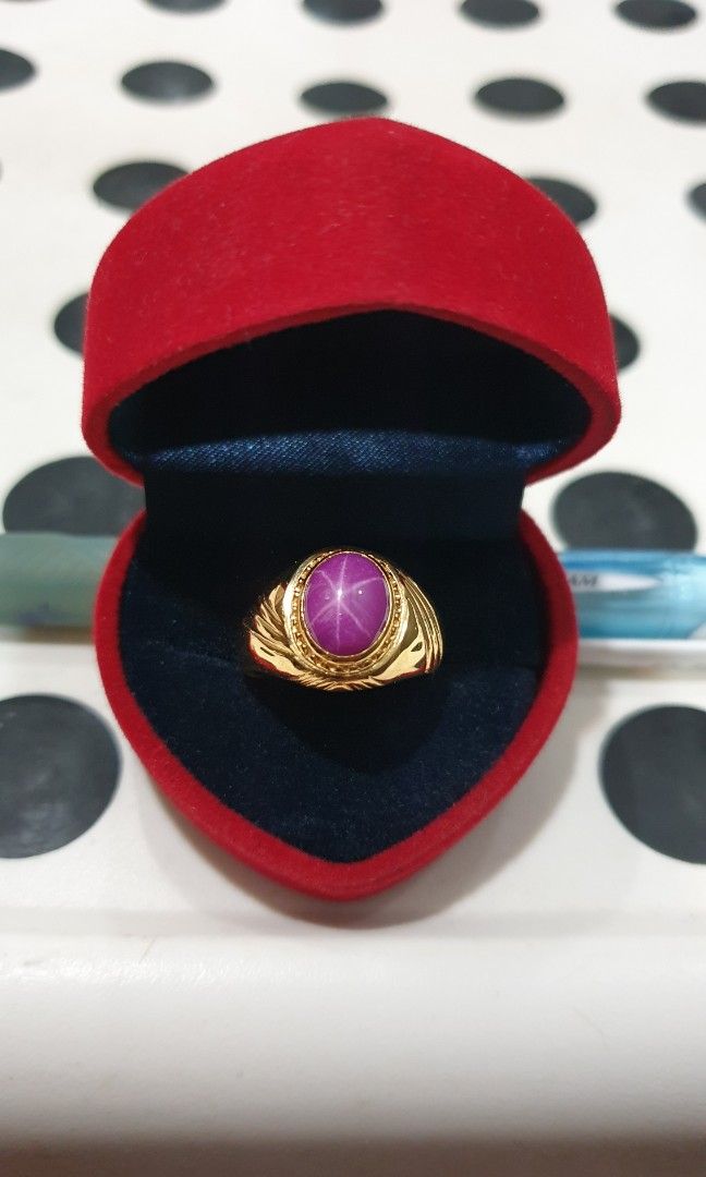 Red star sapphire ring top