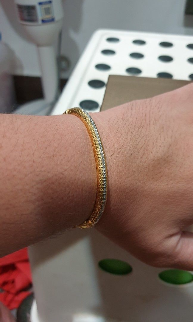 Gold open bangle new arrivals
