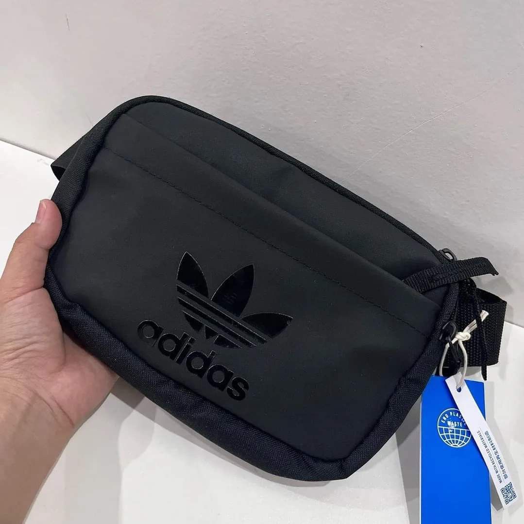Adidas Bumbag/side bag | Side bags, Adidas, Best friend poses