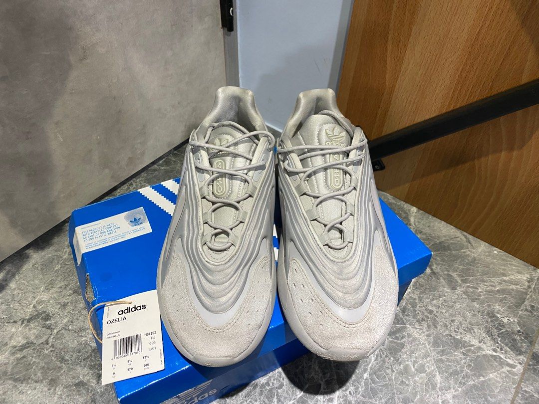 ADIDAS OZELIA 700 27cm