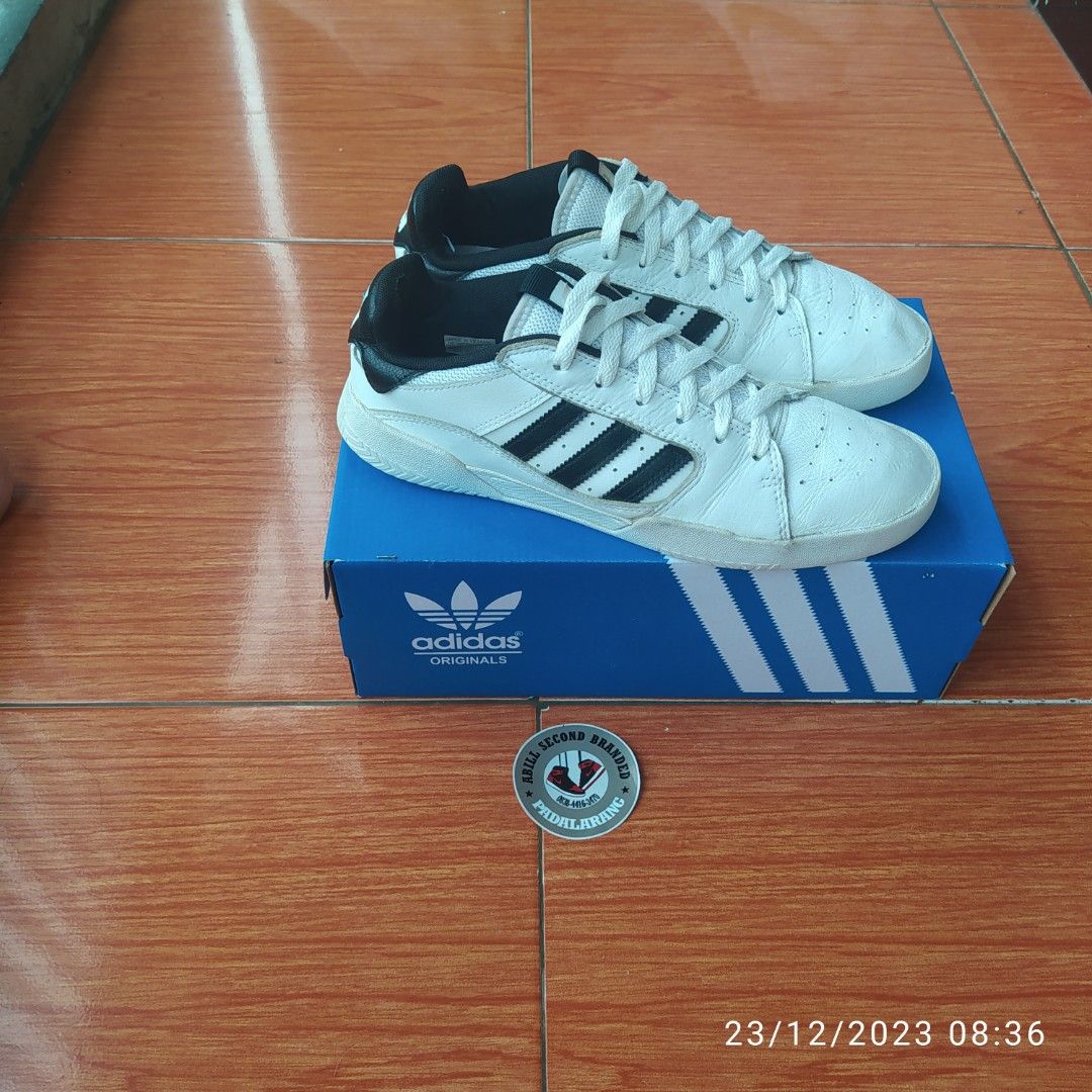 Adidas skateboarding online vrx low