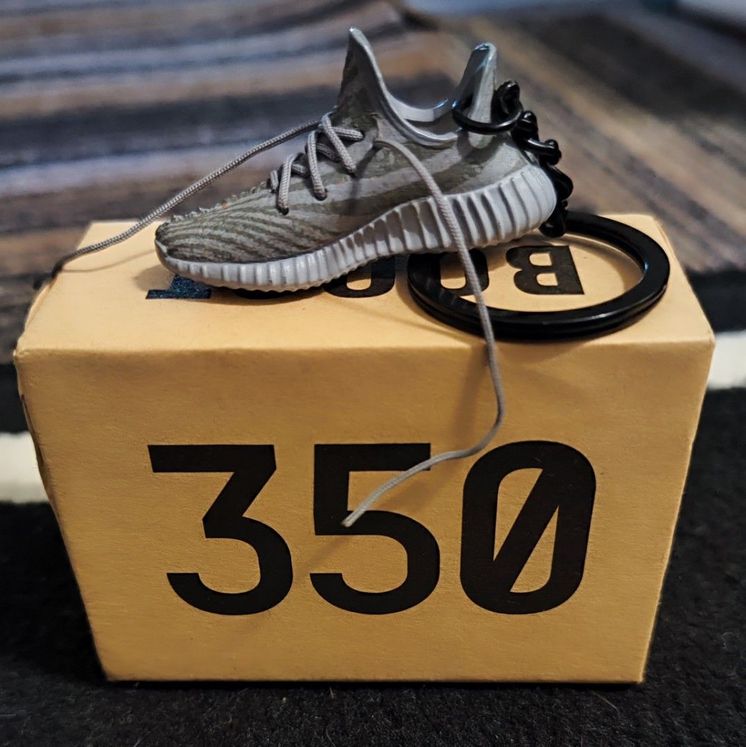 Mini yeezy 350 box clearance