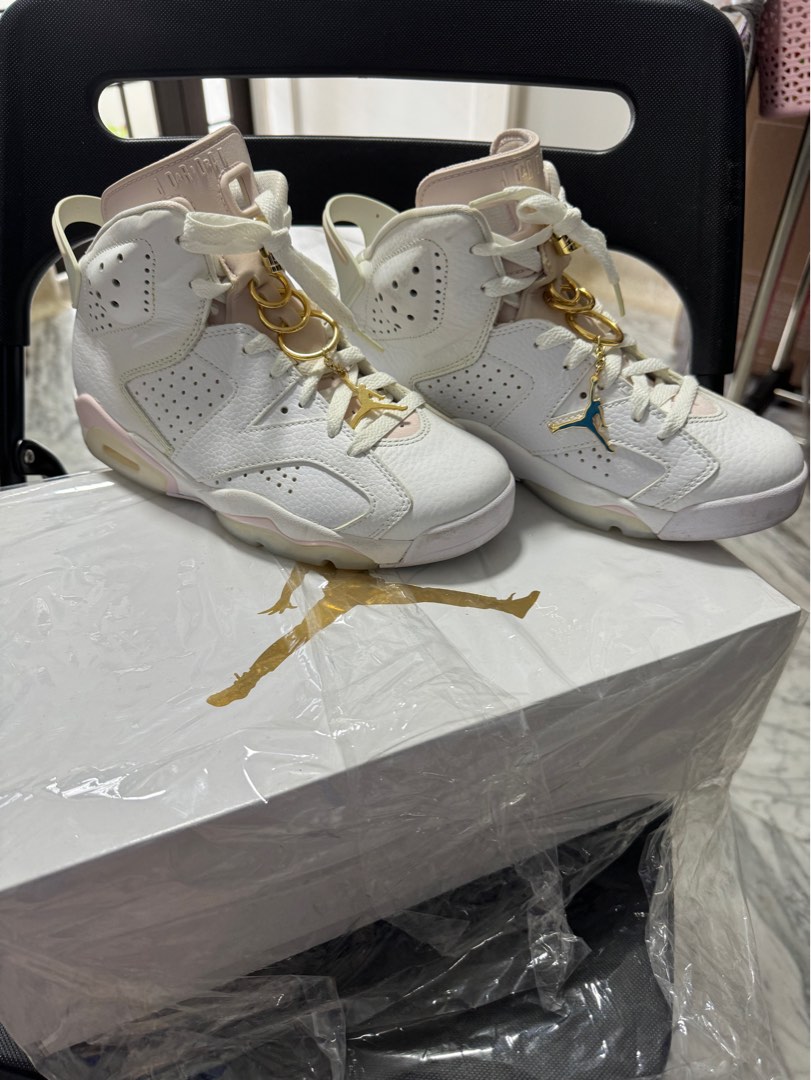 Air Jordan 6 retro rose gold