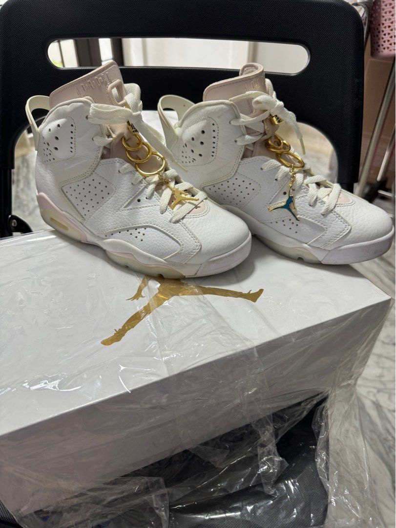 Air Jordan 6 retro rose gold
