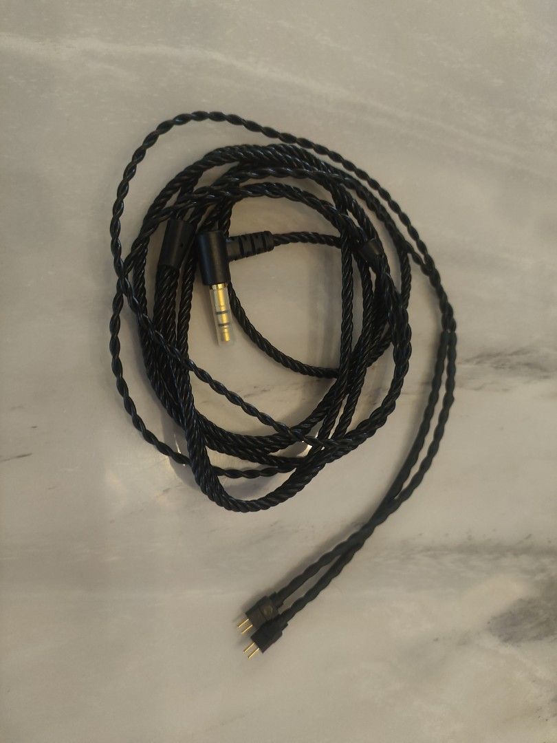 Alclair audio 64" stock iem ciem custom cable, Audio, Earphones on Carousell