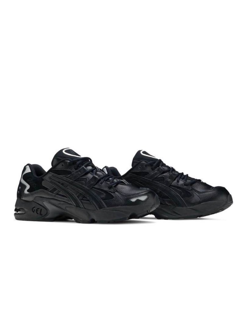asics gel kayano 5 og Men s Fashion Footwear Sneakers on Carousell
