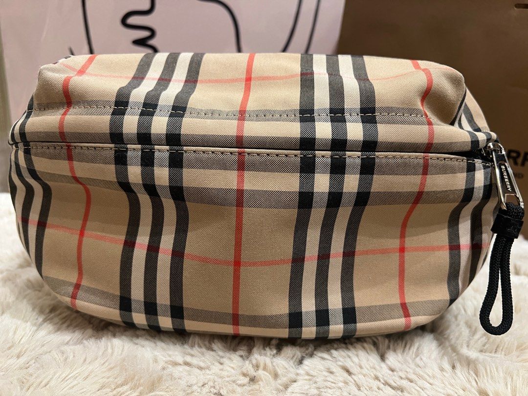 Burberry bum bag sale hotsell
