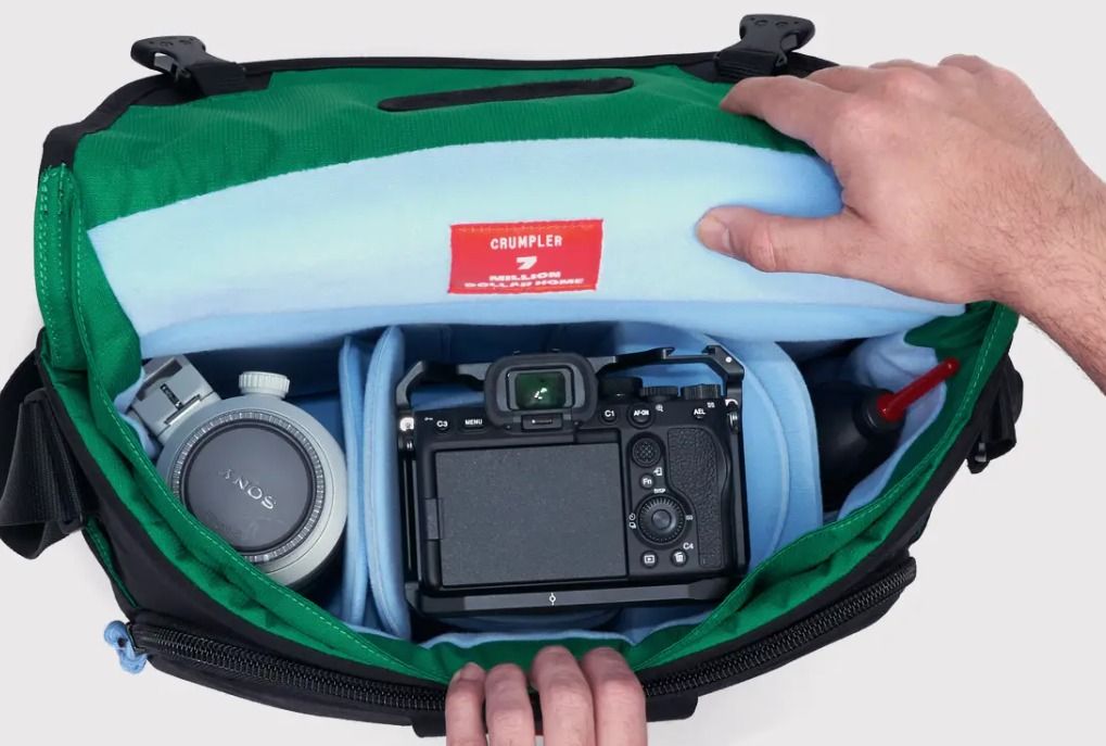 Camera Bag Crumpler 7 million dollar home camera bag (Category: Laptop Bags & Sleeves) located in Davao. Submitted by minimallclutter (Listing ID 1273444549, Image 2). Description: Crumpler 7 million dollar home camera bag very lightly used only, almost brand new. Brand new price is 300 AUD or 11k php. Purchased in Australia. Location is davao city. .