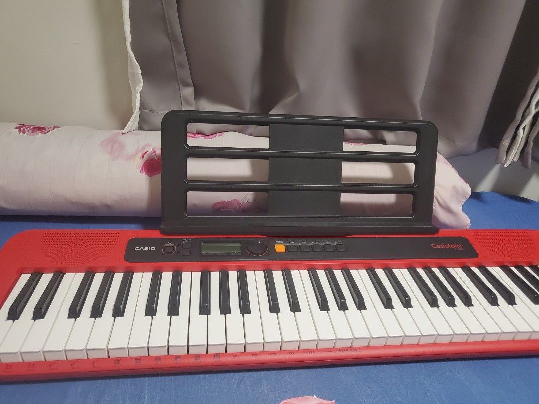 Casio Piano Keyboard CT S200, Hobbies & Toys, Music & Media, Musical