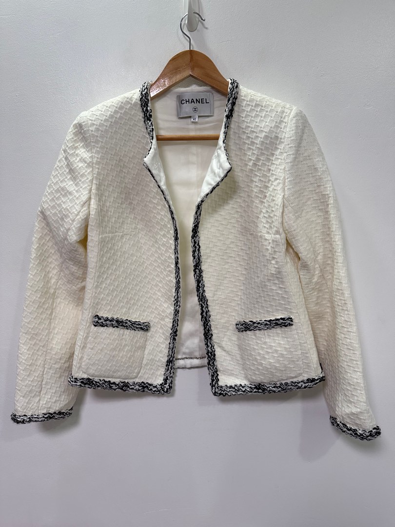 Chanel on sale jacket 8000