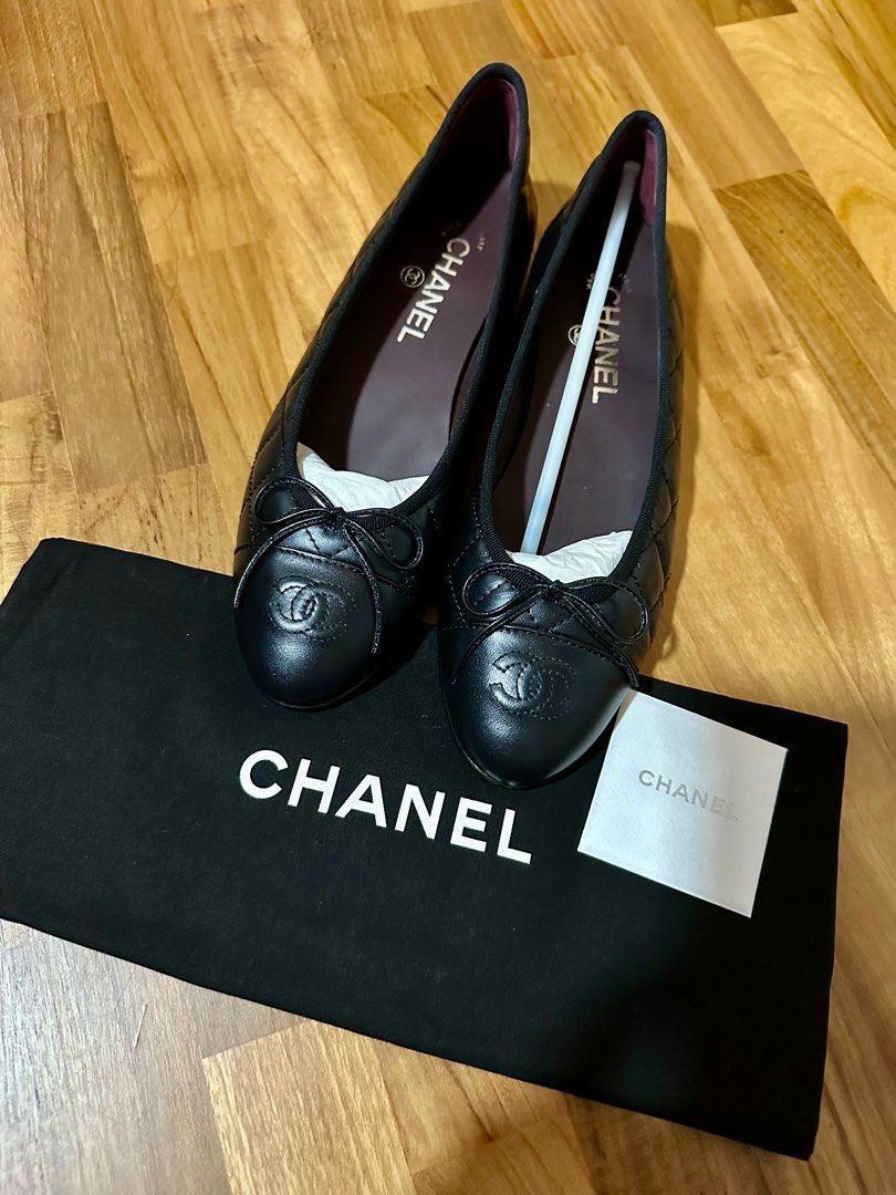 Chanel Ballerina Black Flats 371/2C or exchange for 38C