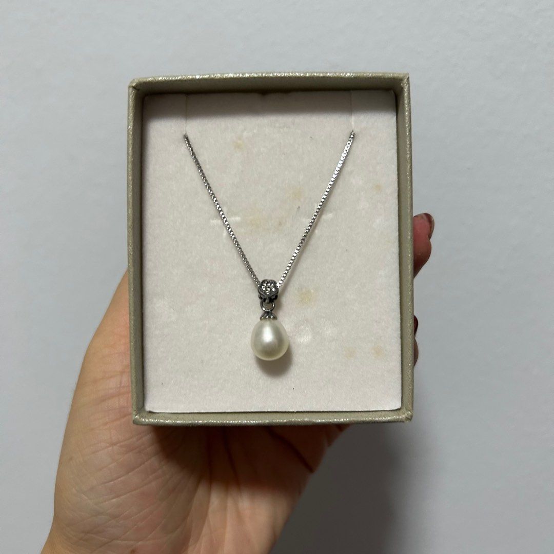 Chomel pearl necklace cheap