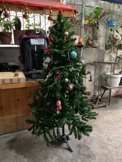 Christmas tree medium
