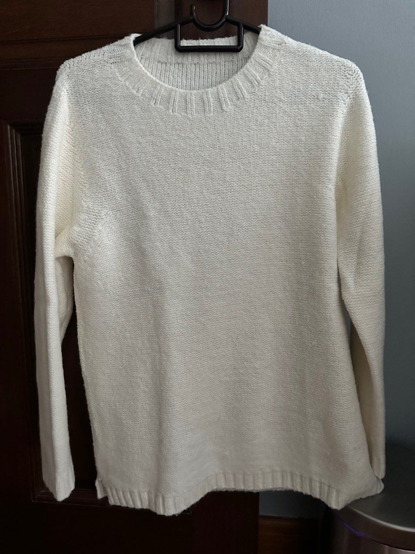 Full sleeve woolen discount sweater