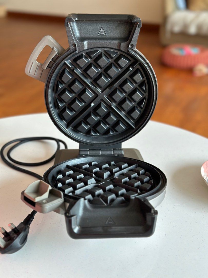 Cuisinart Vertical Belgium Waffle Maker, TV & Home Appliances, Kitchen Appliances, Other Kitchen
