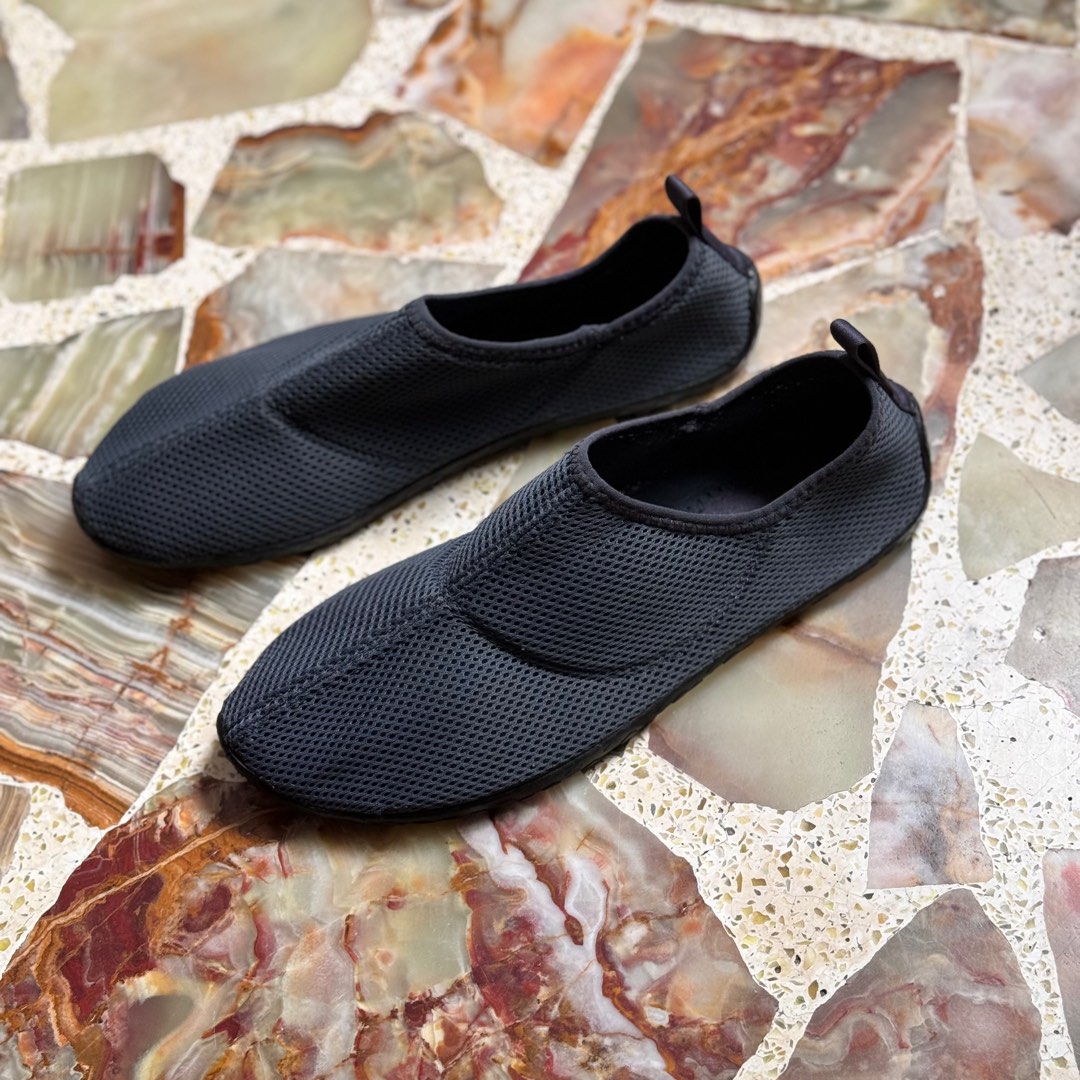 Decathlon Water Shoes Adult Aqua Shoes 100 Dark Grey Men s