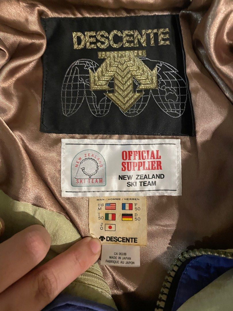 Descente jacket sale ca 05108