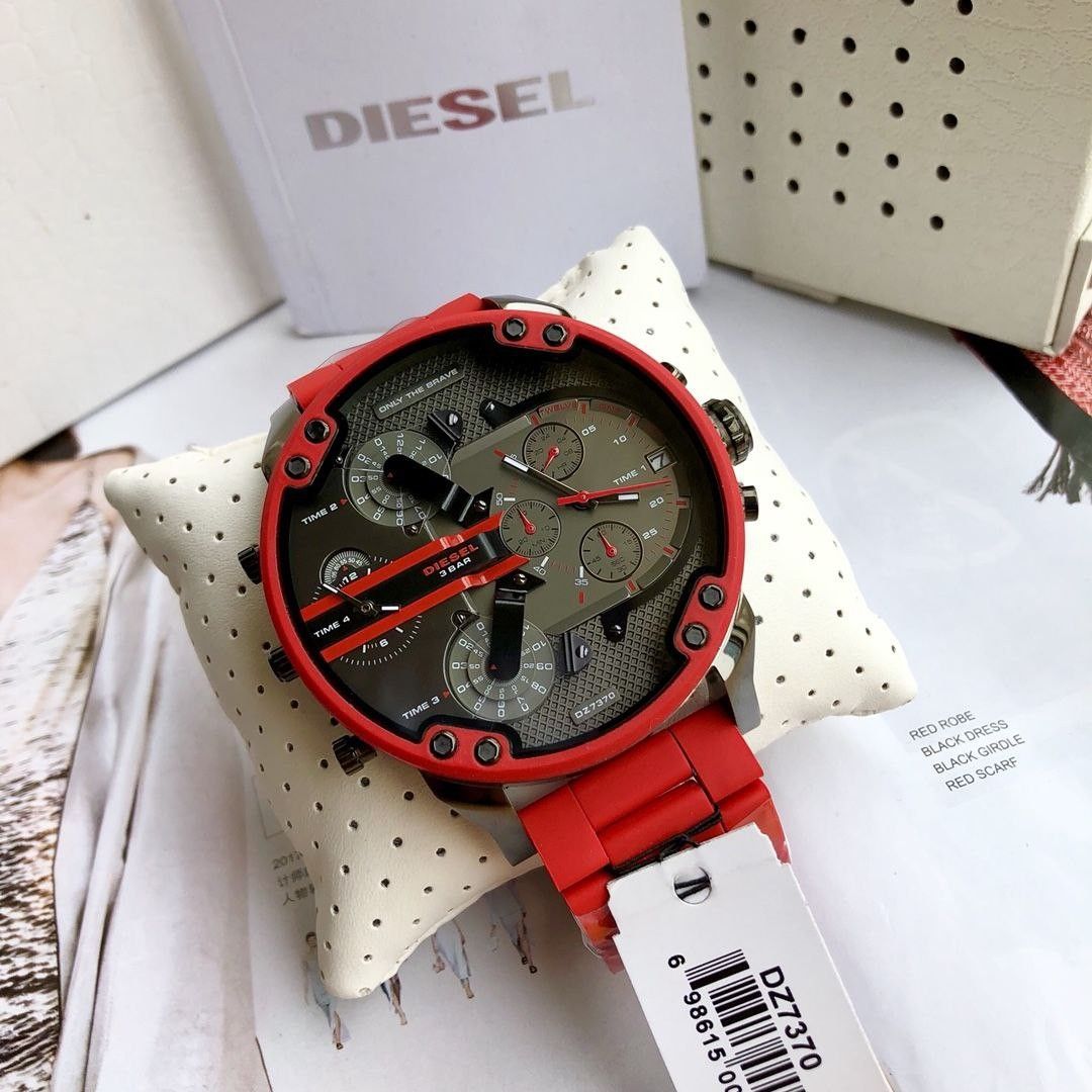 Diesel mr store daddy dz7370
