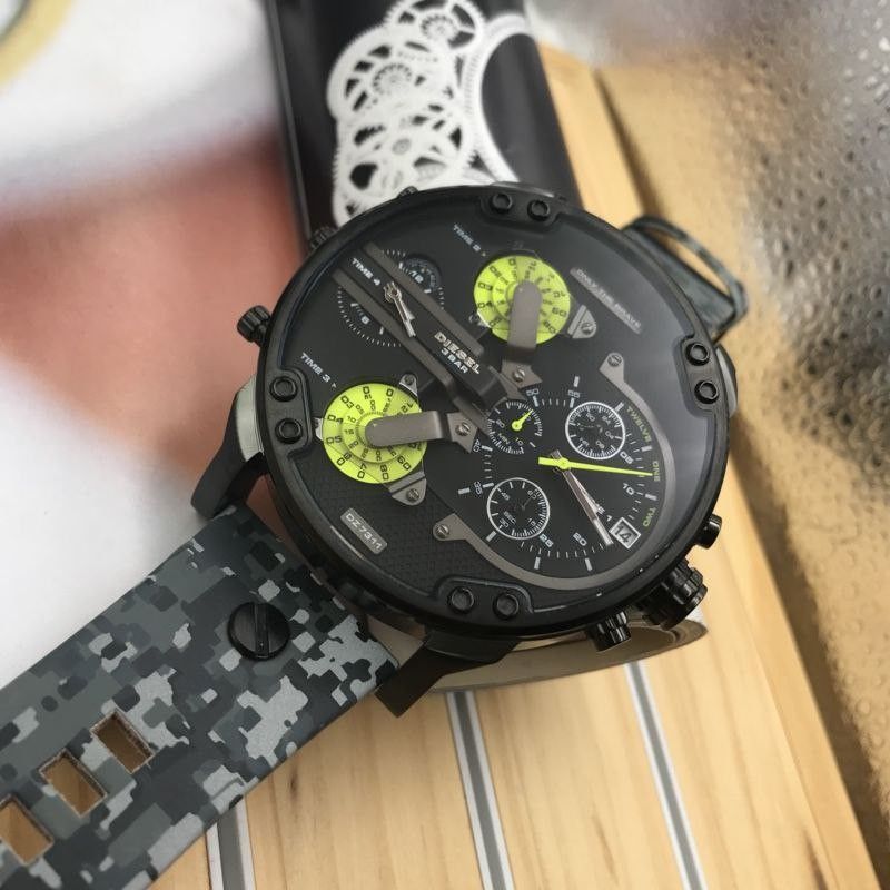 Diesel Mr Daddy 2.0 Chronograph Men s Watch DZ7311