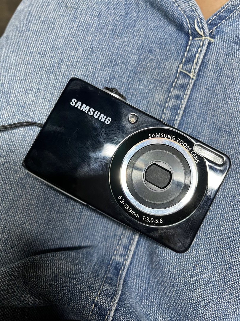 digicam SAMSUNG pl100 (dual screen), Photography, Cameras on Carousell