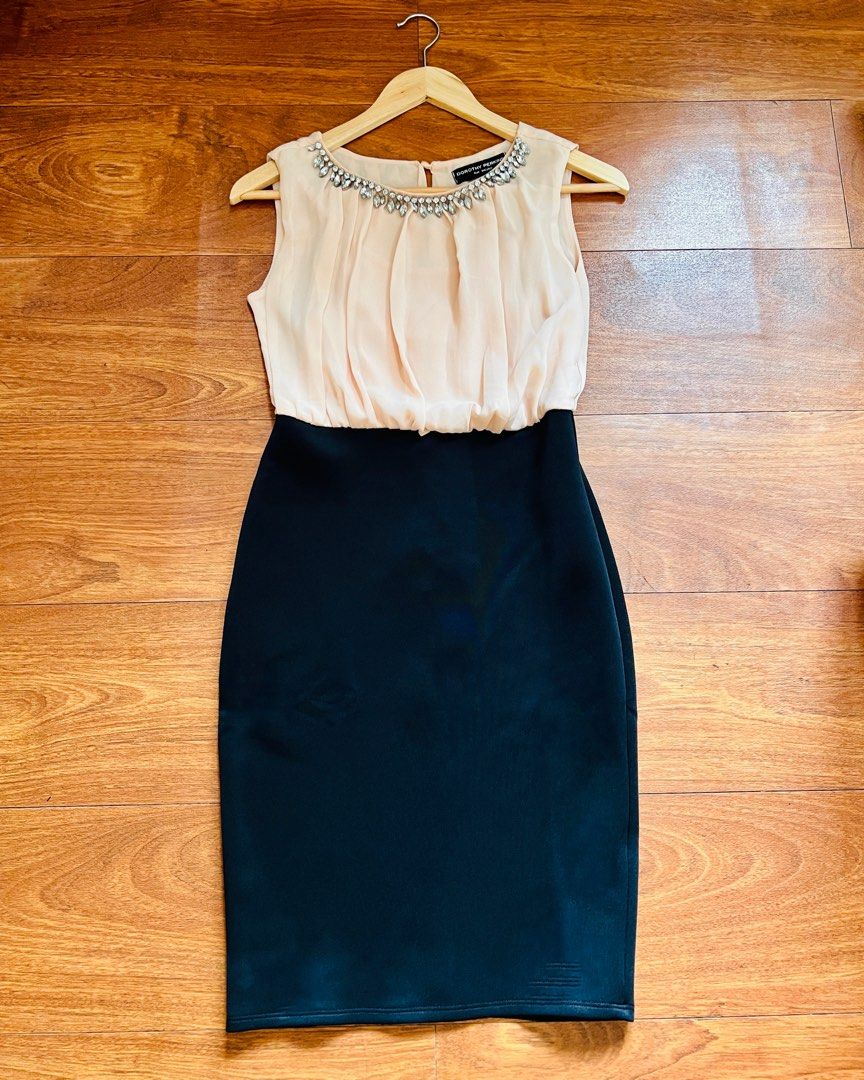 Dorothy Perkins Jeweled Dress for holiday party Fesyen Wanita