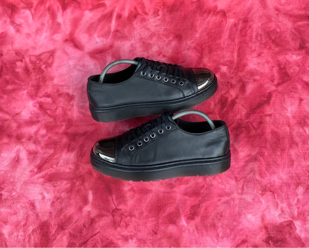 Dr Martens Alexei, Men's Fashion, Footwear, Casual Shoes on Carousell